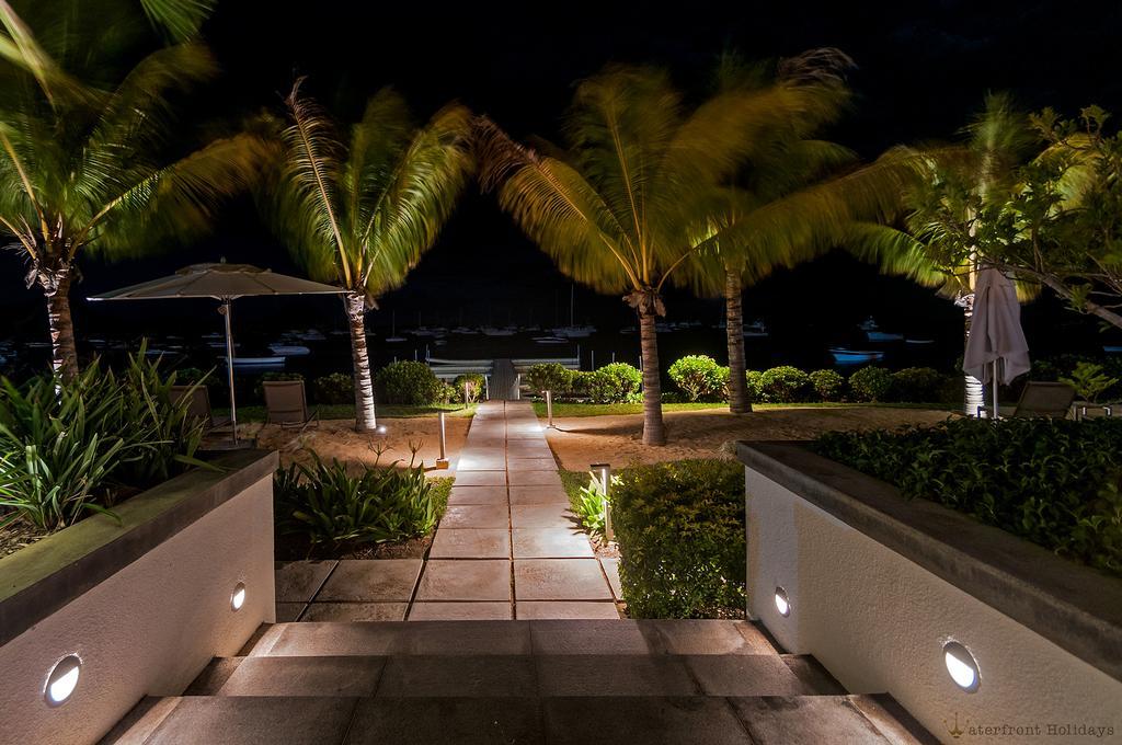 Вилла Latitude - With Private Plunge Pool Ривьер-Нуар Экстерьер фото